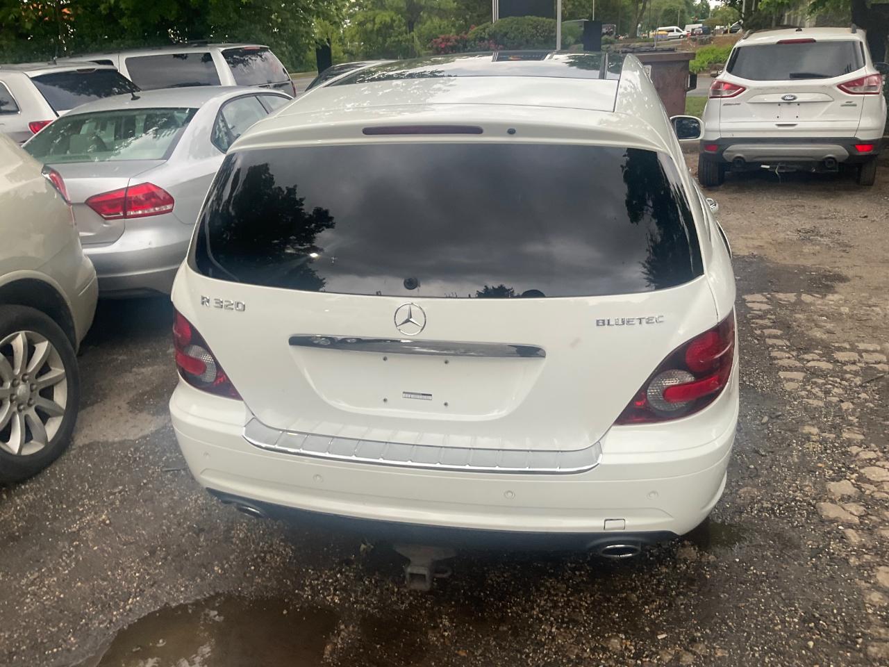 Mercedes-Benz R-Class 4MATIC 4dr 3.0L BlueTEC 2009