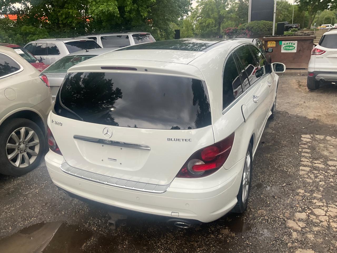 Mercedes-Benz R-Class 4MATIC 4dr 3.0L BlueTEC 2009