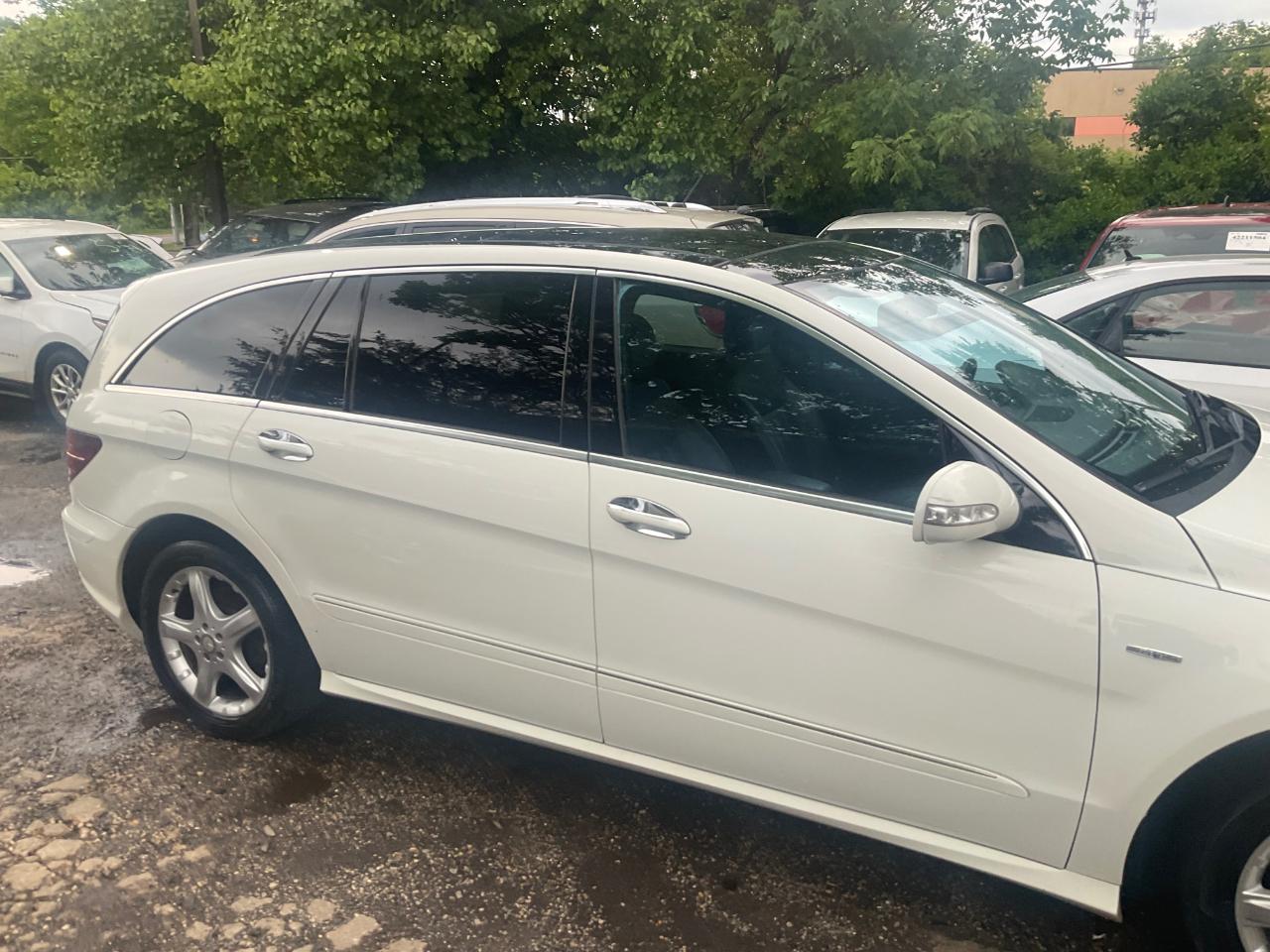 Mercedes-Benz R-Class 4MATIC 4dr 3.0L BlueTEC 2009