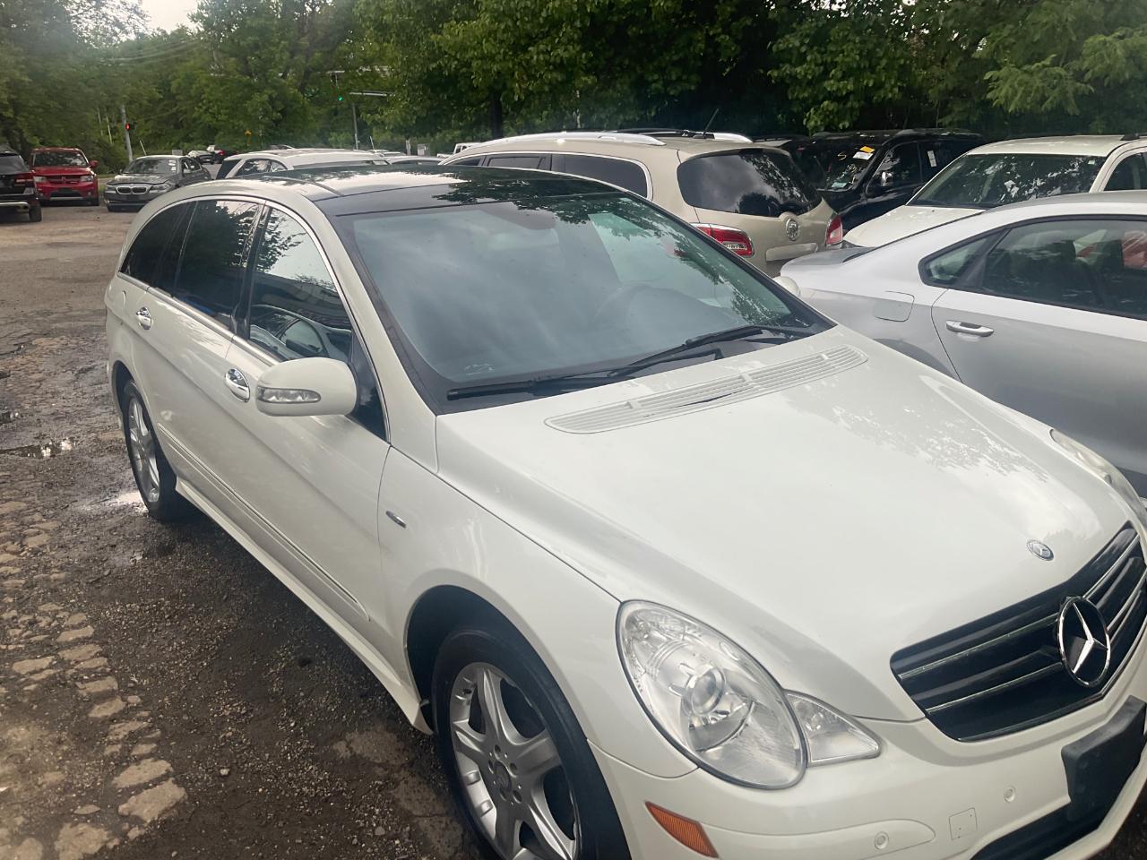 Mercedes-Benz R-Class 4MATIC 4dr 3.0L BlueTEC 2009