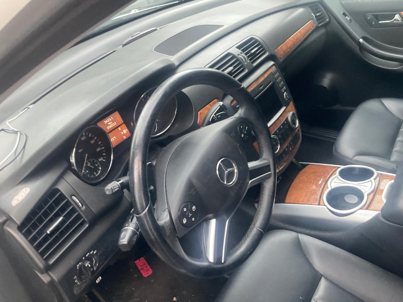 Mercedes-Benz R-Class 4MATIC 4dr 3.0L BlueTEC 2009