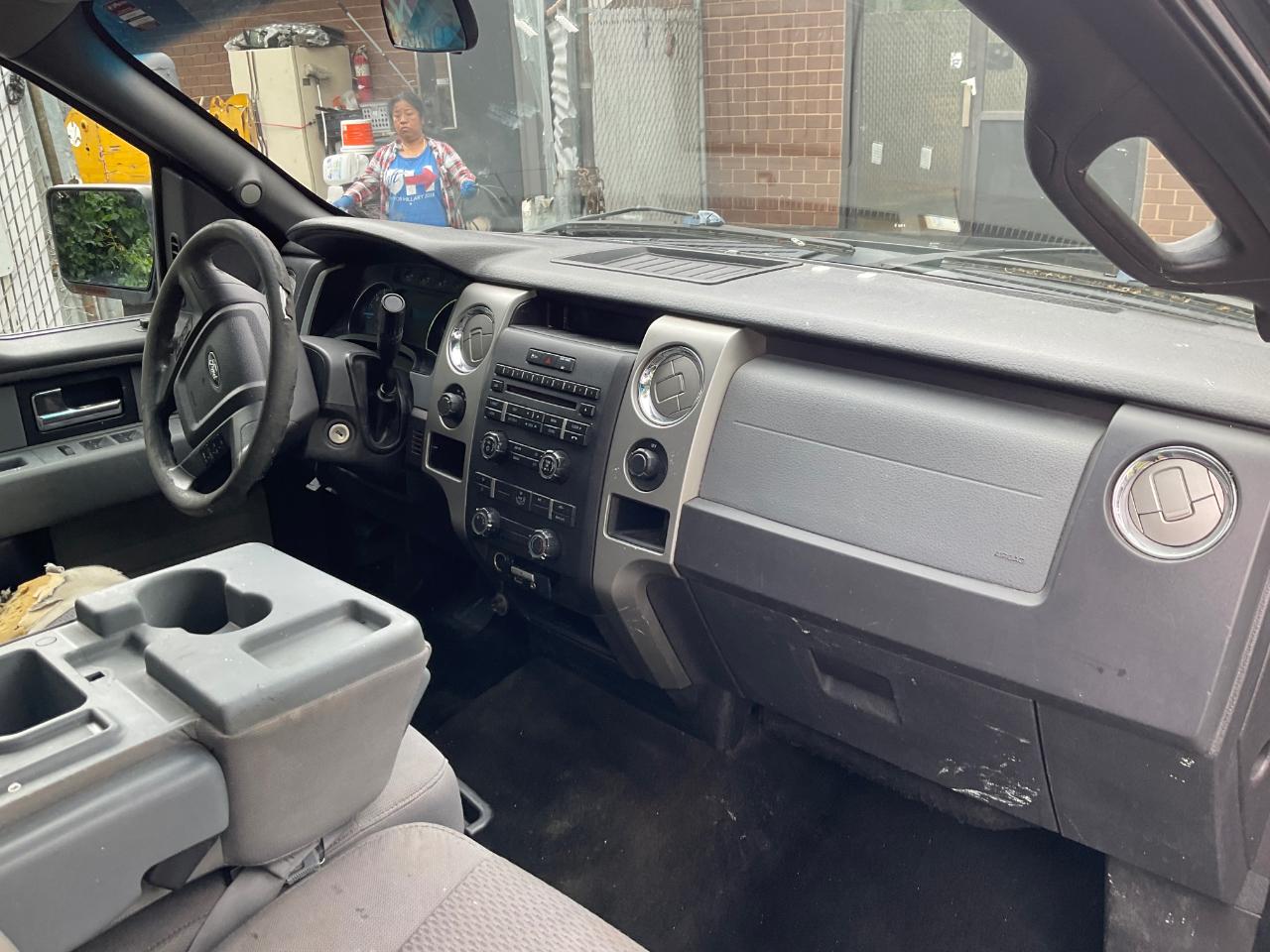 Ford F-150 4WD SuperCab 145" Lariat 2013