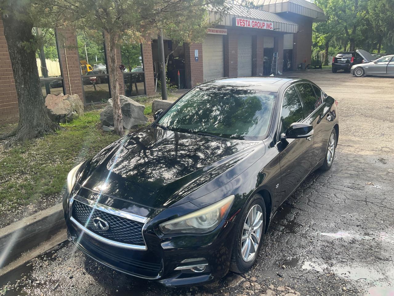 Infiniti Q50 4dr Sdn RWD 2014