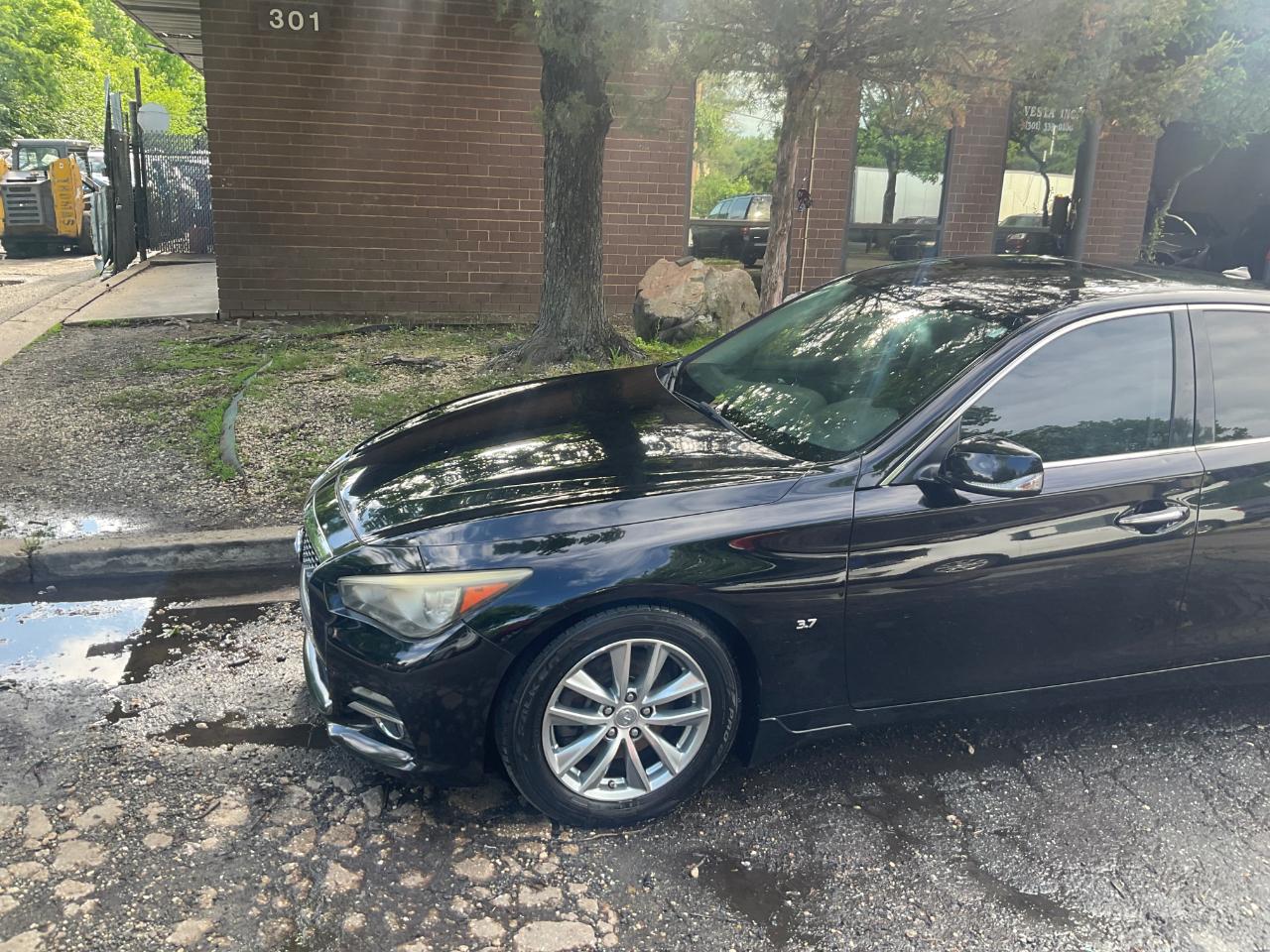 Infiniti Q50 4dr Sdn RWD 2014