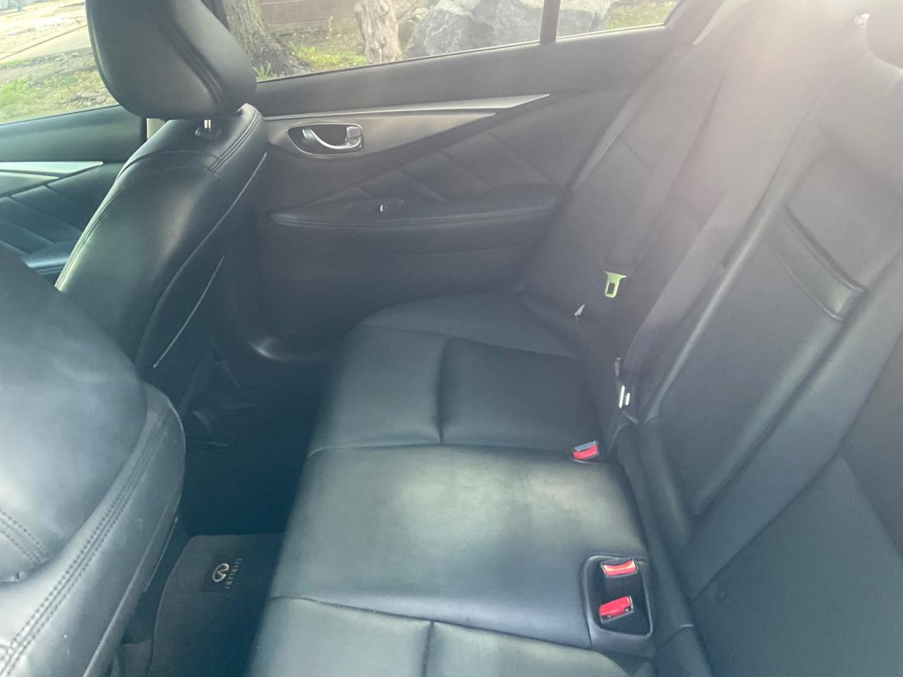 Infiniti Q50 4dr Sdn RWD 2014