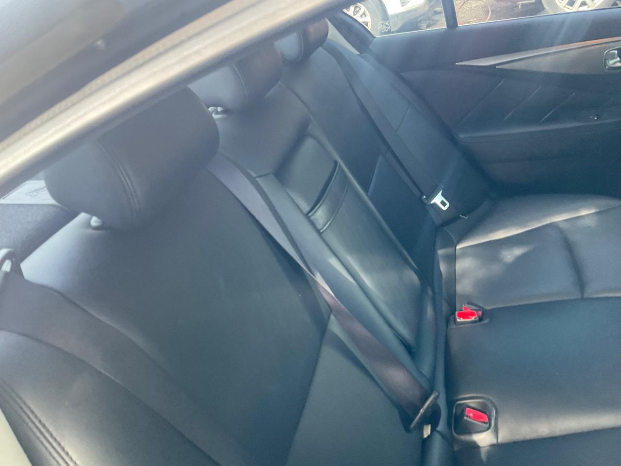 Infiniti Q50 4dr Sdn RWD 2014