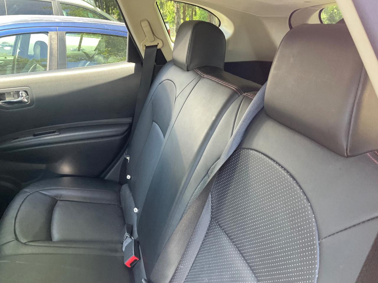 Nissan Rogue AWD 4dr SL 2012