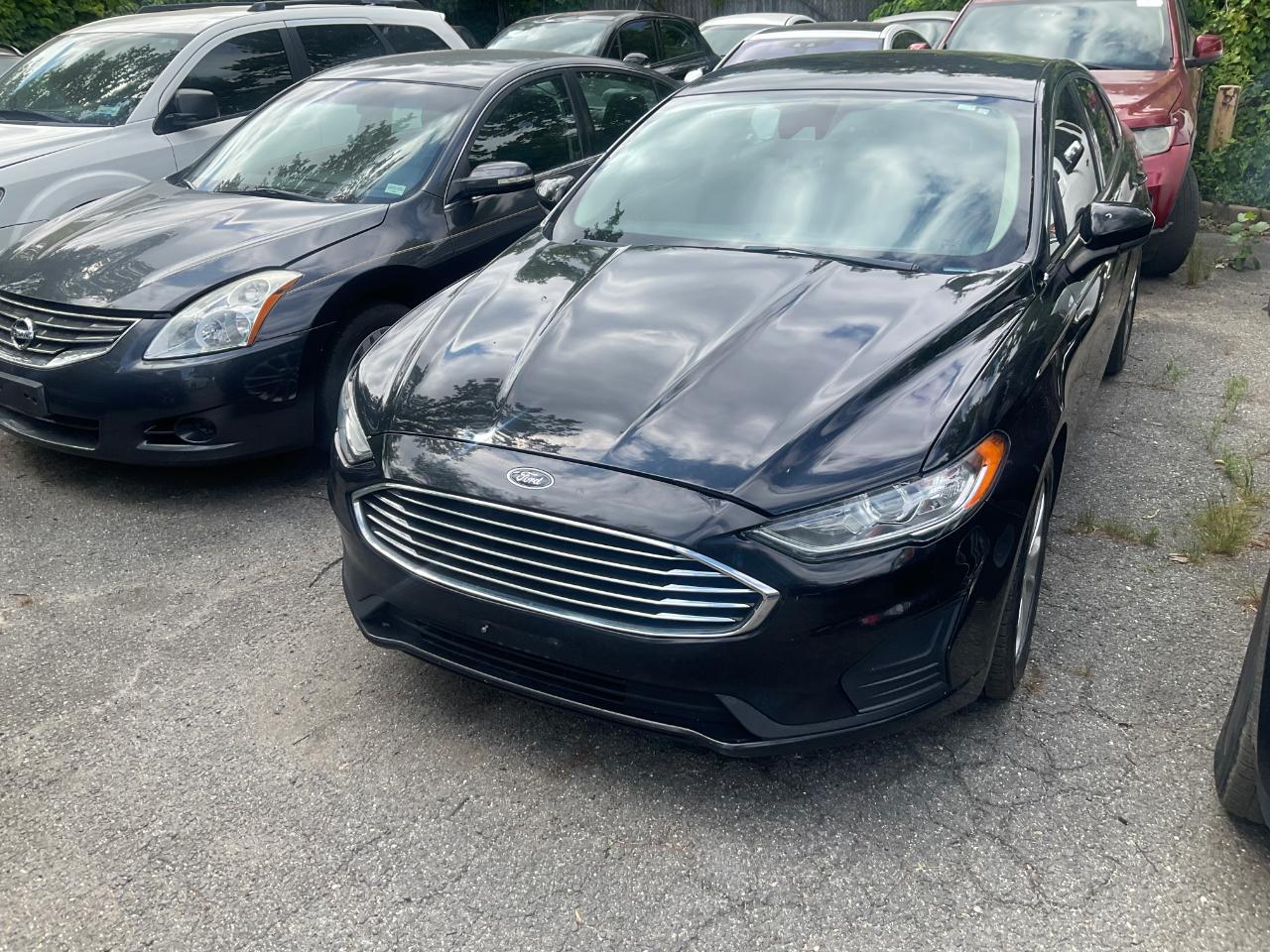 Ford Fusion SE FWD 2019