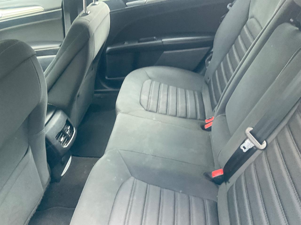 Ford Fusion SE FWD 2019