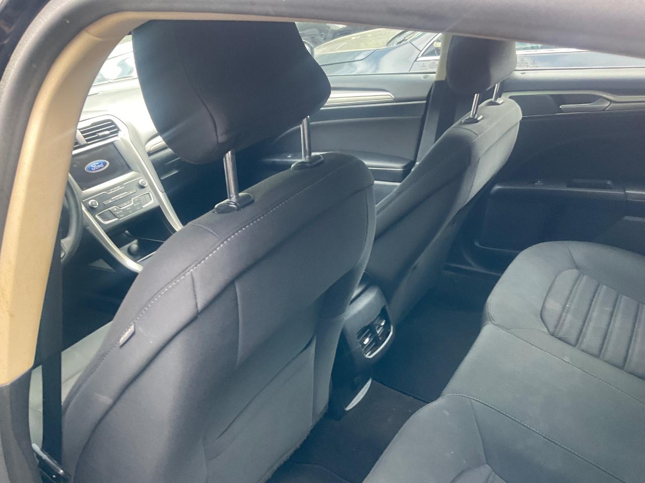 Ford Fusion SE FWD 2019