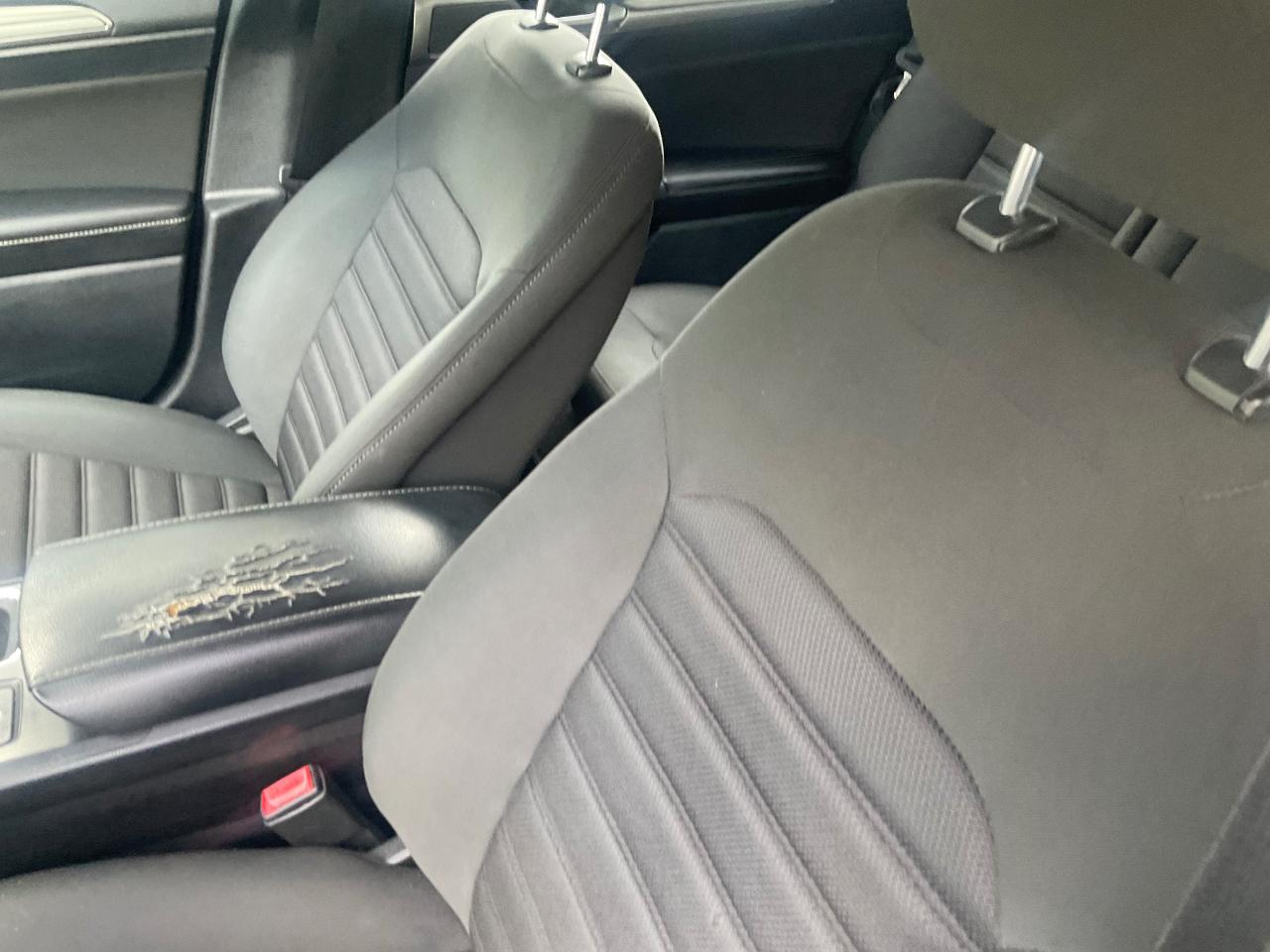 Ford Fusion SE FWD 2019