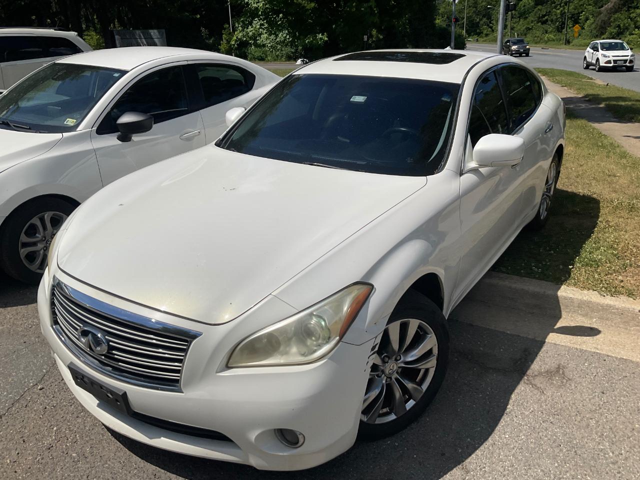 Infiniti M37 4dr Sdn AWD 2012