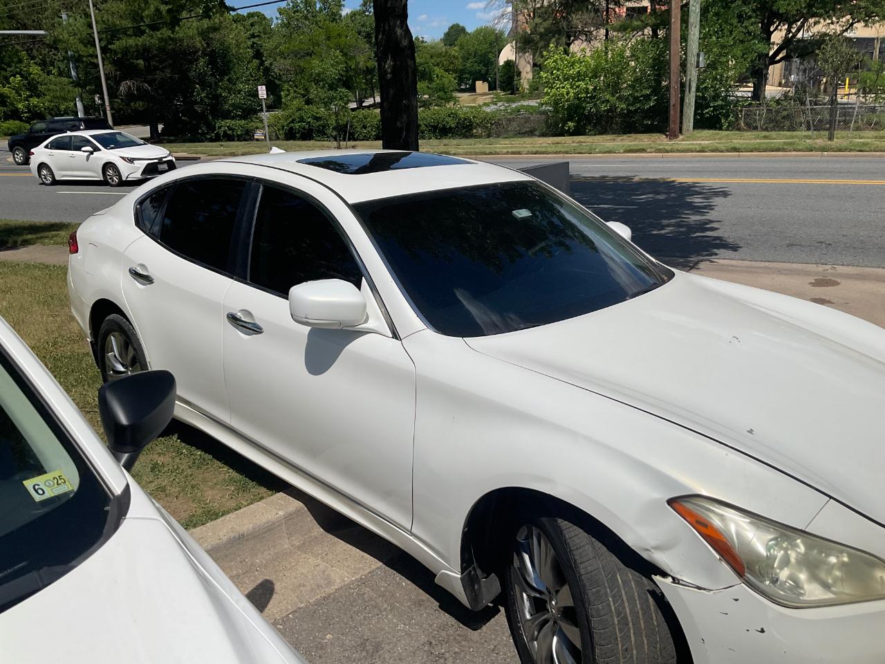Infiniti M37 4dr Sdn AWD 2012