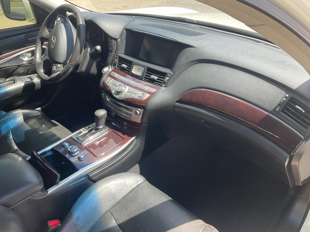 Infiniti M37 4dr Sdn AWD 2012