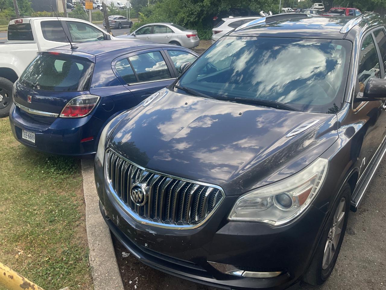 Buick Enclave FWD 4dr Leather 2014