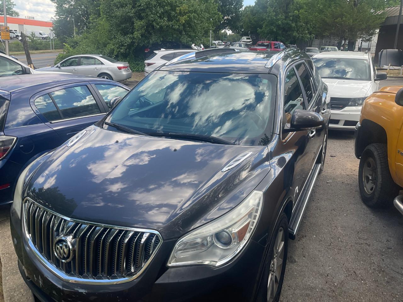 Buick Enclave FWD 4dr Leather 2014