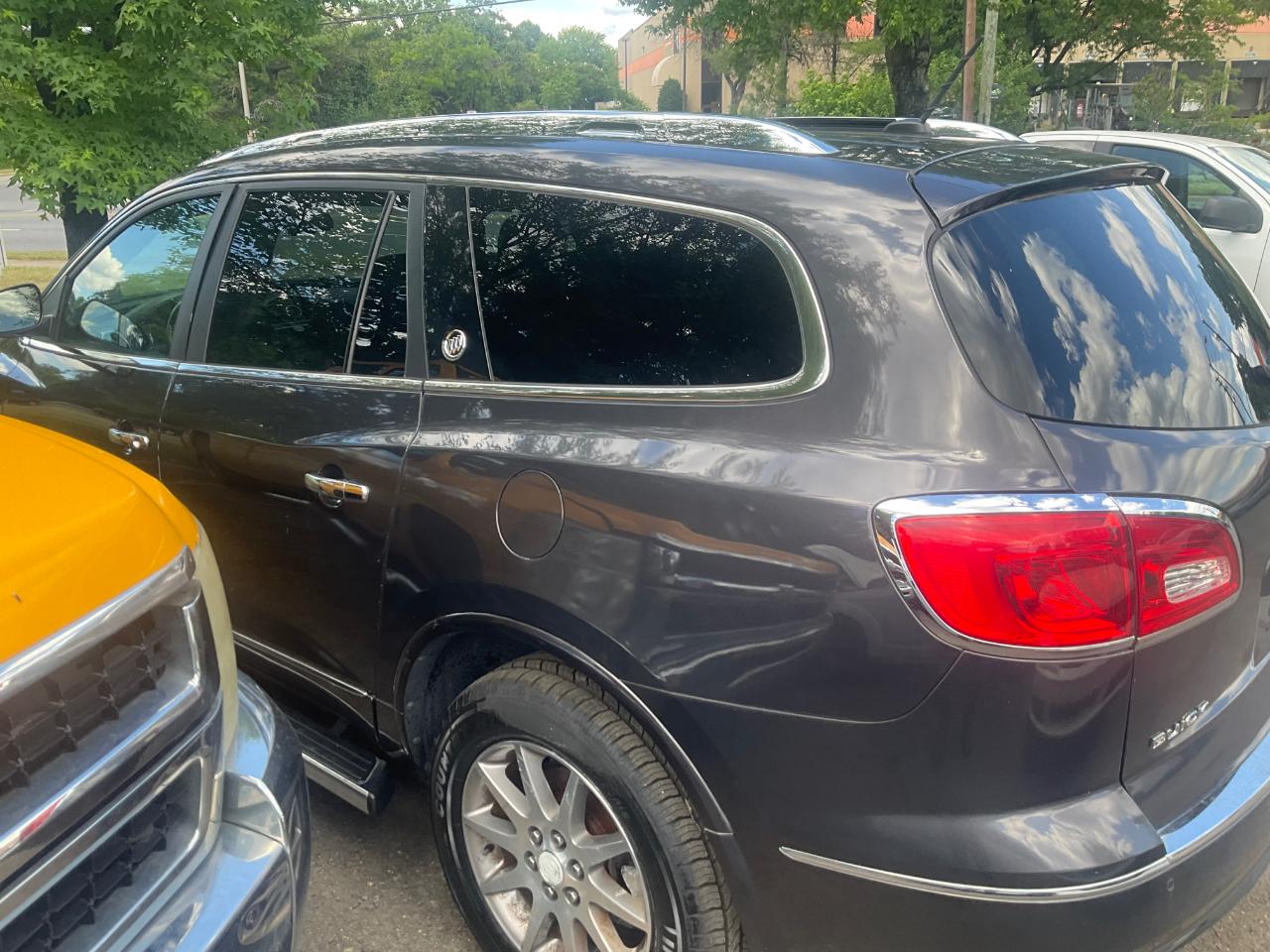 Buick Enclave FWD 4dr Leather 2014