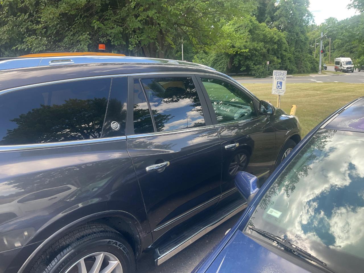 Buick Enclave FWD 4dr Leather 2014