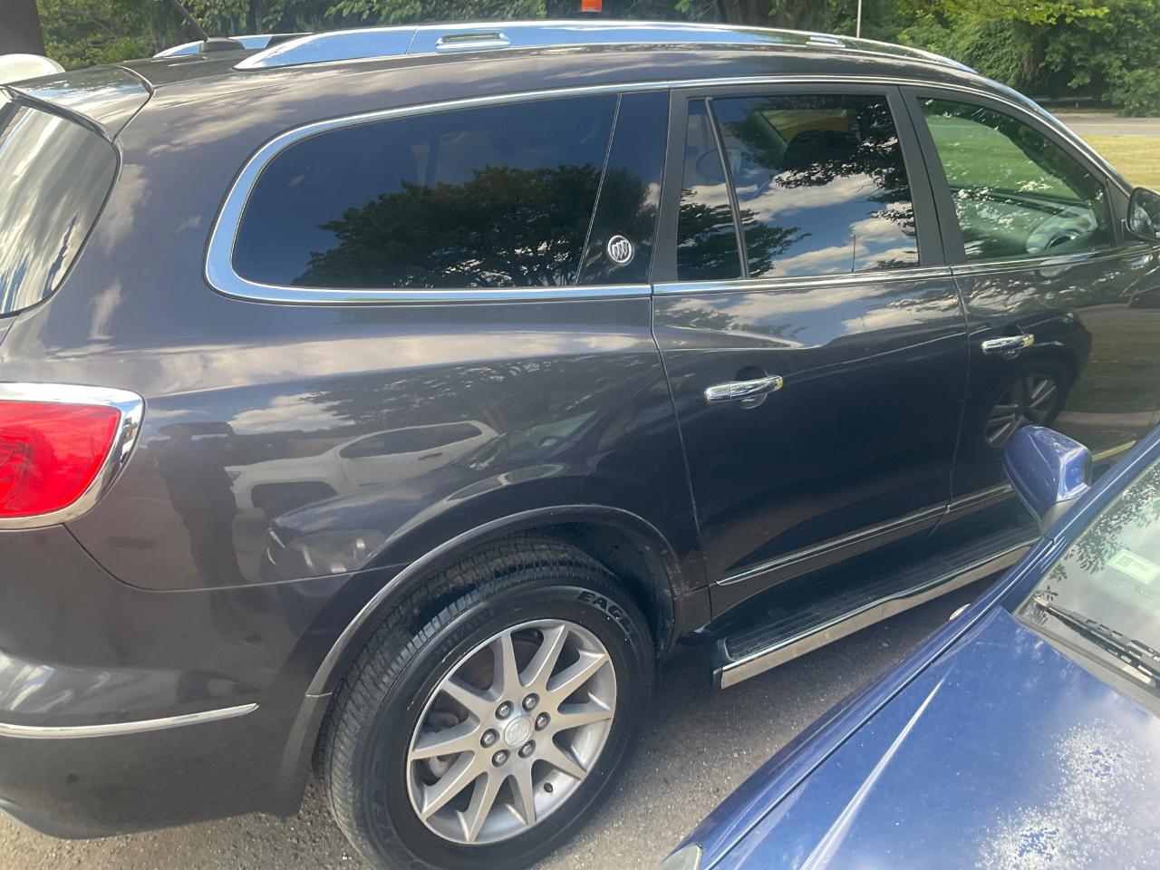 Buick Enclave FWD 4dr Leather 2014