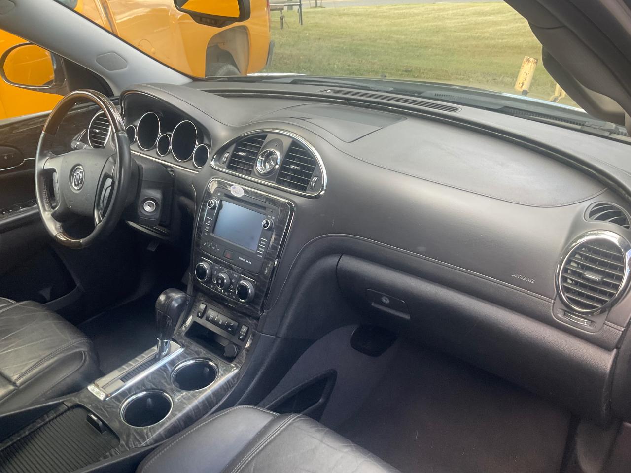 Buick Enclave FWD 4dr Leather 2014