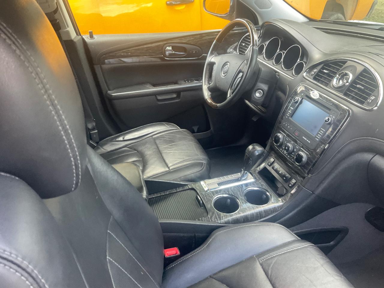 Buick Enclave FWD 4dr Leather 2014