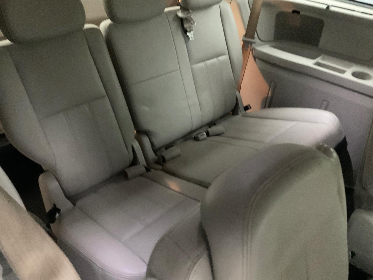 Chrysler Town & Country 4dr Wgn Touring Plus 2010