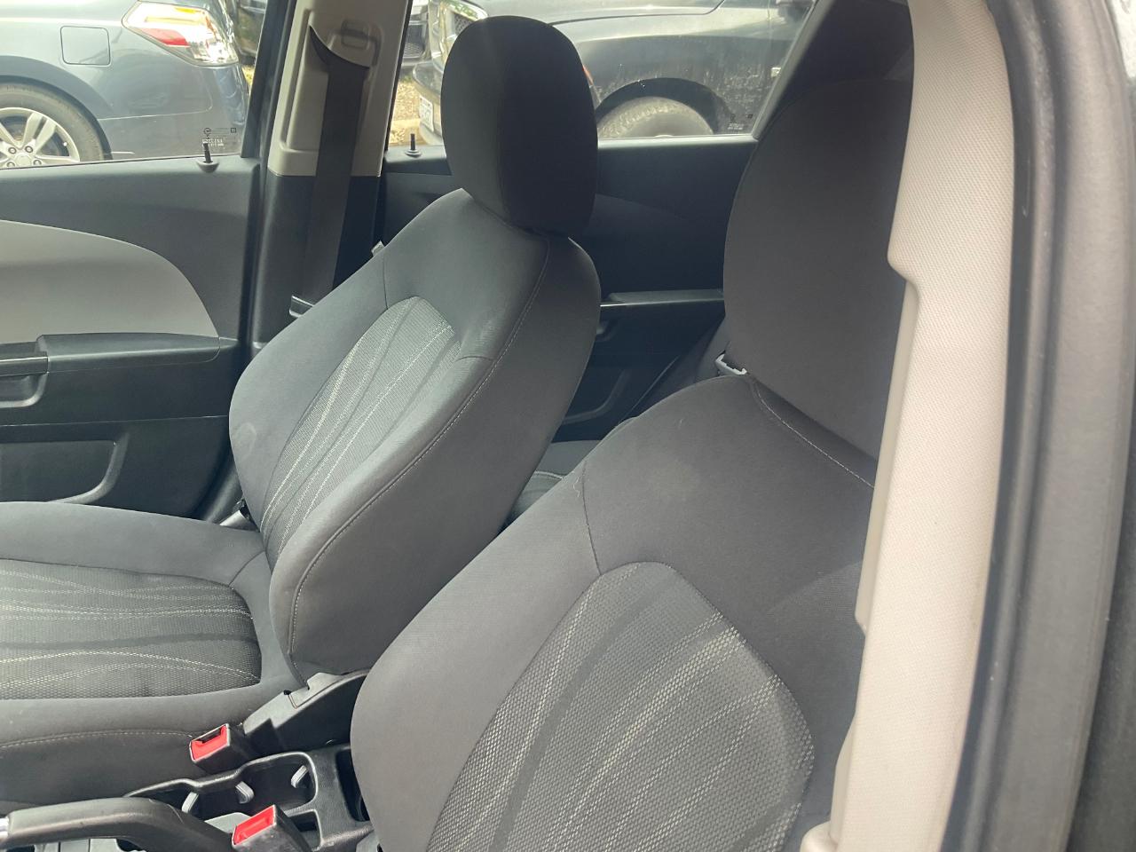 Chevrolet Sonic 5dr HB Auto LT 2016