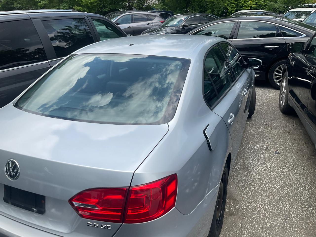 Volkswagen Jetta Sedan 4dr Auto SE 2011