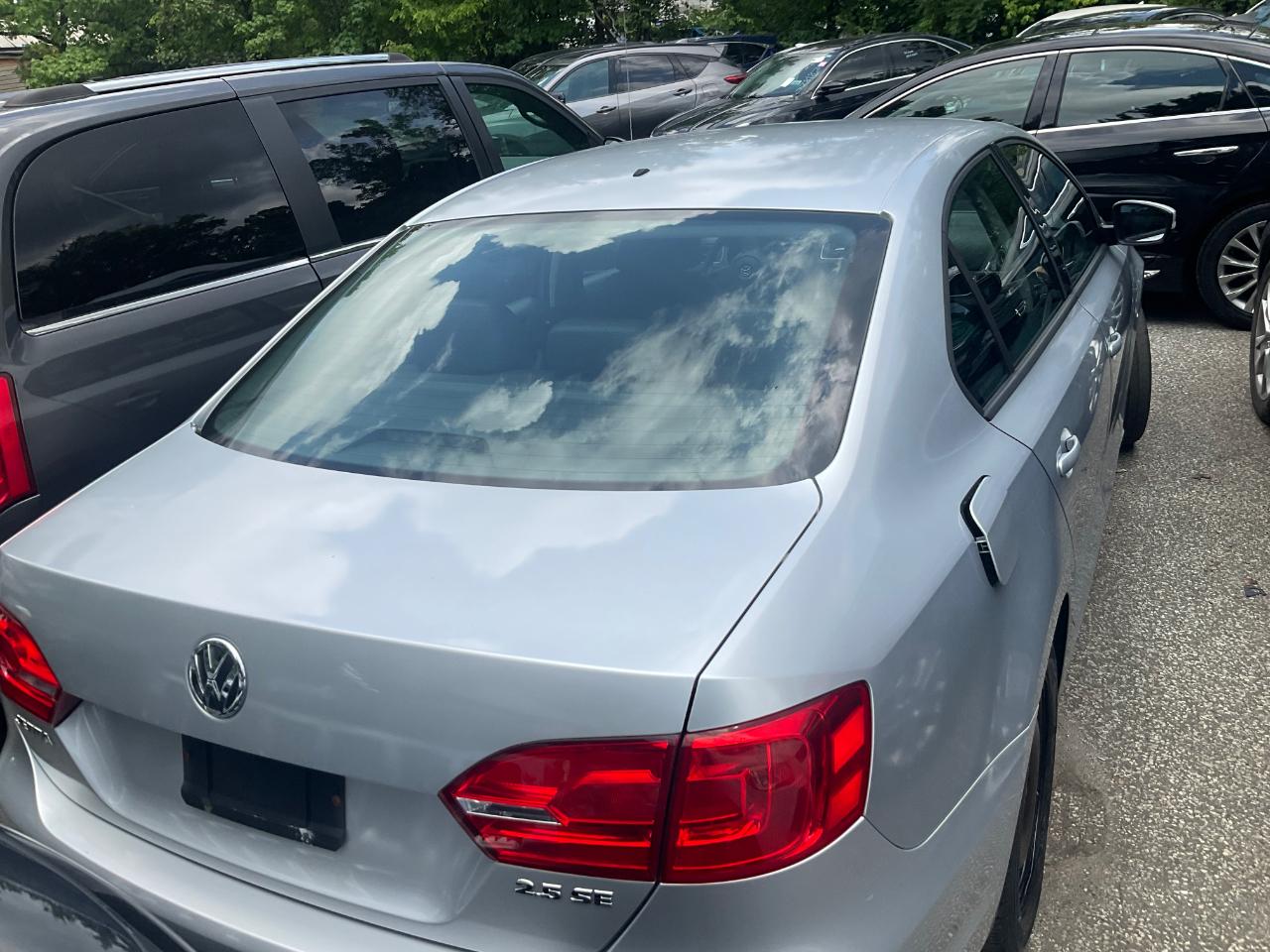 Volkswagen Jetta Sedan 4dr Auto SE 2011