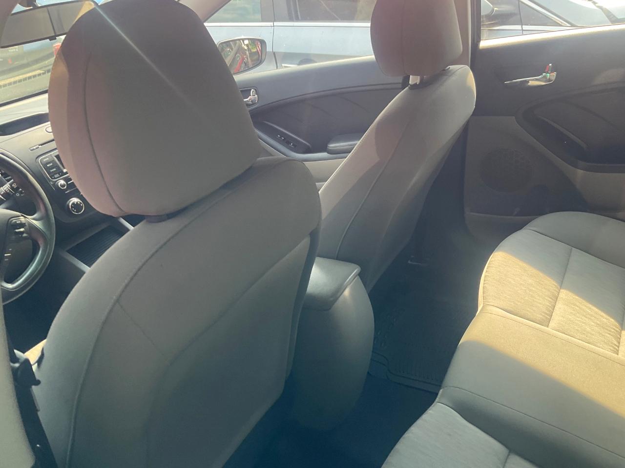 Kia Forte 4dr Sdn Auto LX 2016