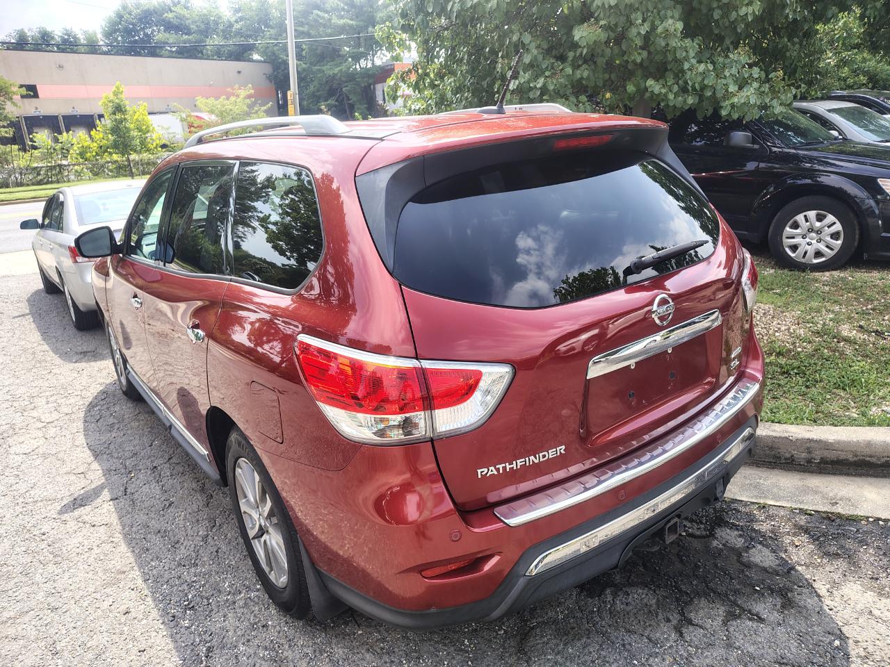 Nissan Pathfinder 4WD 4dr SL 2014