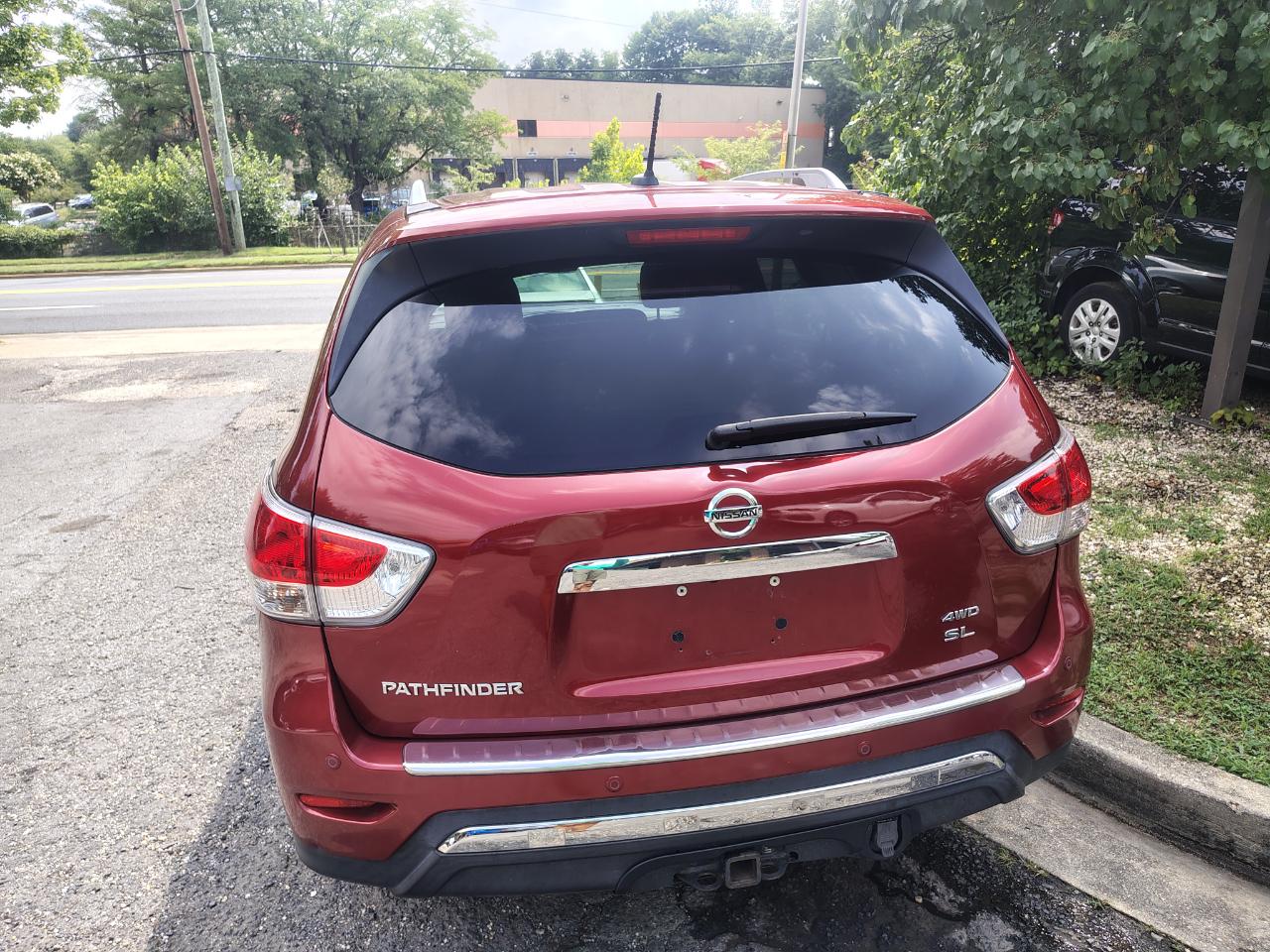 Nissan Pathfinder 4WD 4dr SL 2014