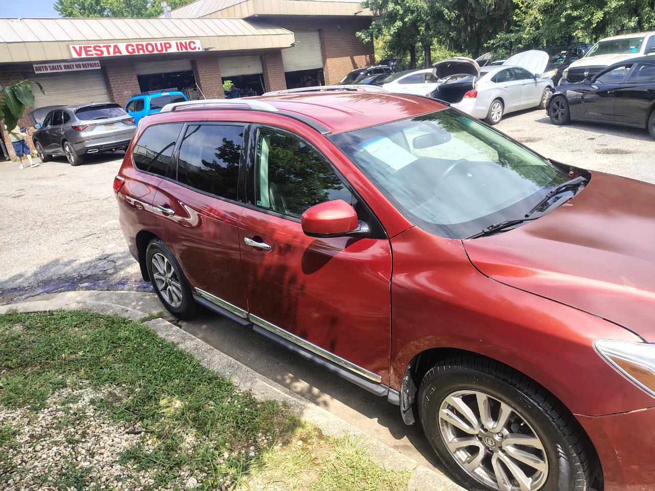 Nissan Pathfinder 4WD 4dr SL 2014