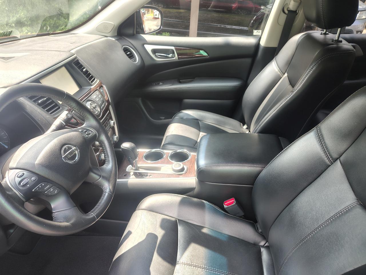 Nissan Pathfinder 4WD 4dr SL 2014