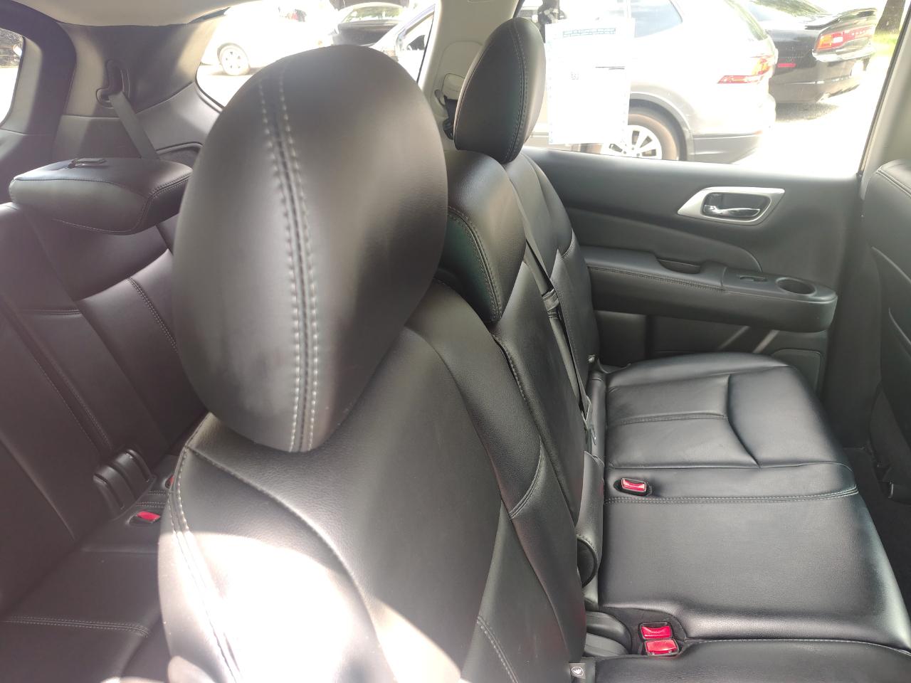 Nissan Pathfinder 4WD 4dr SL 2014
