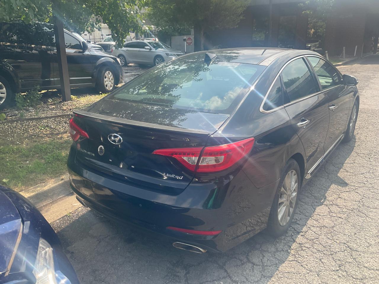 Hyundai Sonata 4dr Sdn 2.4L Limited PZEV 2015