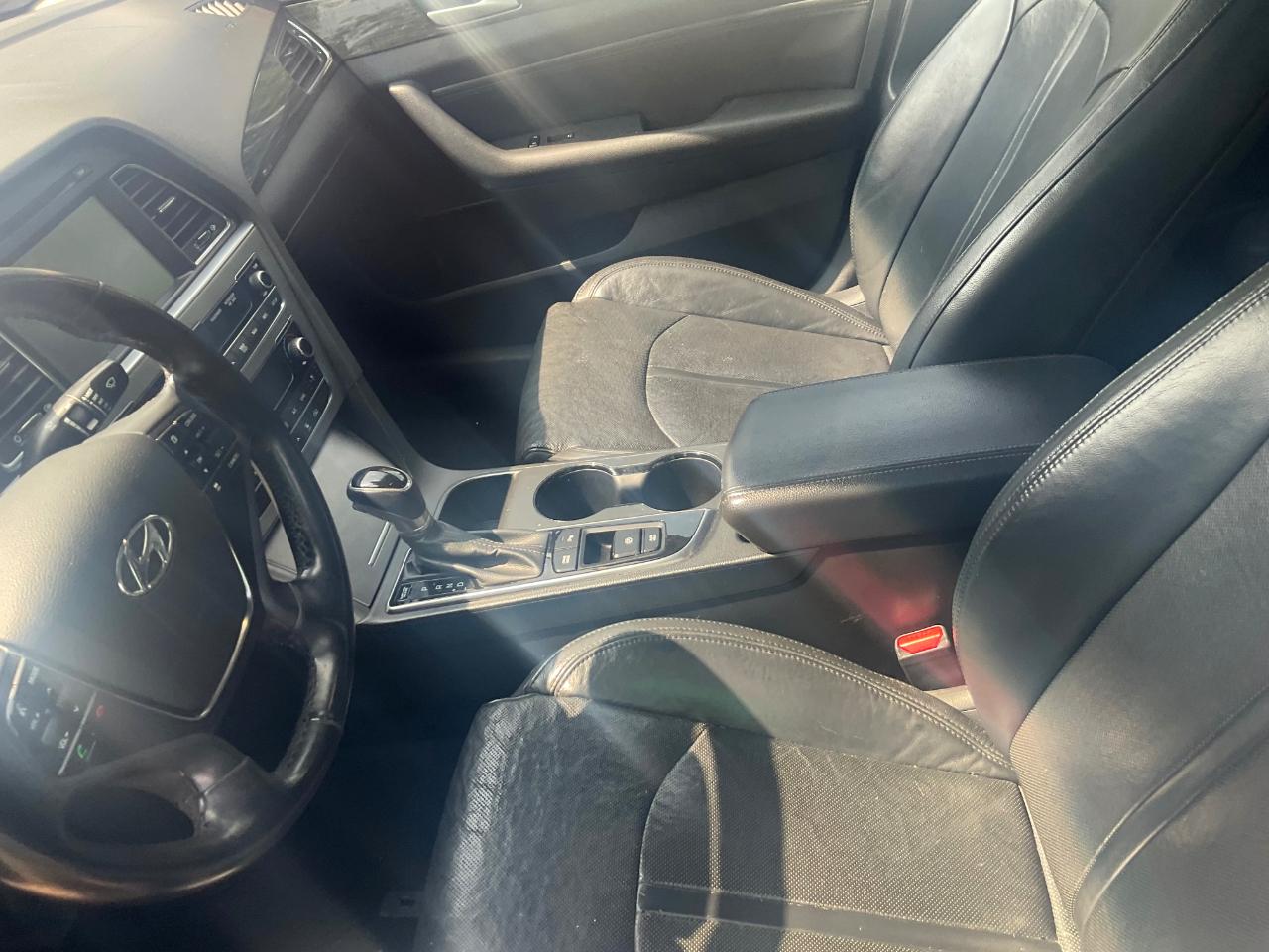 Hyundai Sonata 4dr Sdn 2.4L Limited PZEV 2015