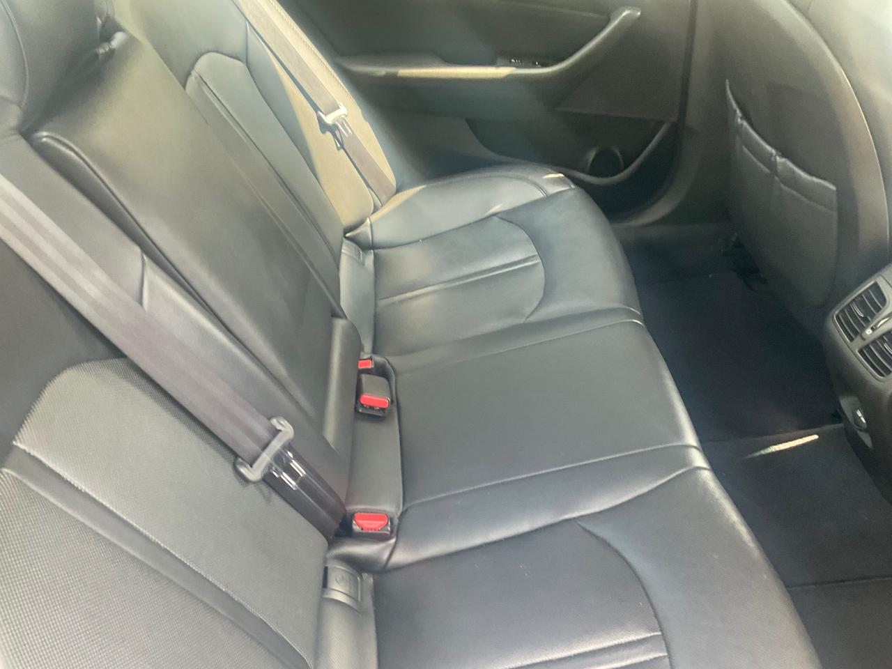 Hyundai Sonata 4dr Sdn 2.4L Limited PZEV 2015