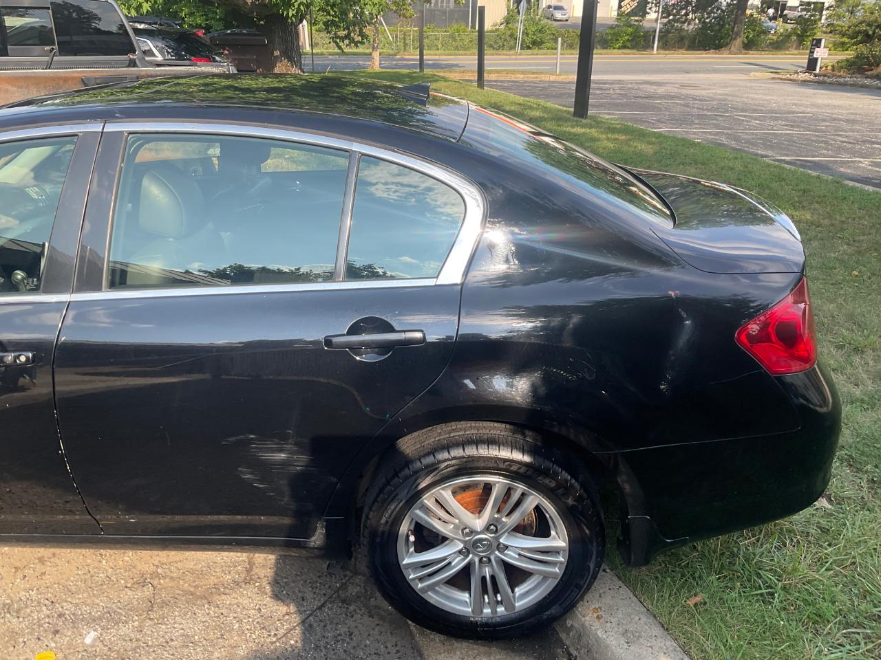 Infiniti G37 Sedan 4dr x AWD 2013