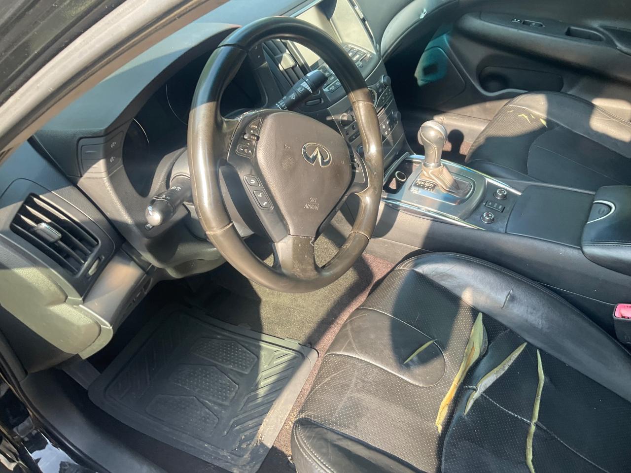 Infiniti G37 Sedan 4dr x AWD 2013