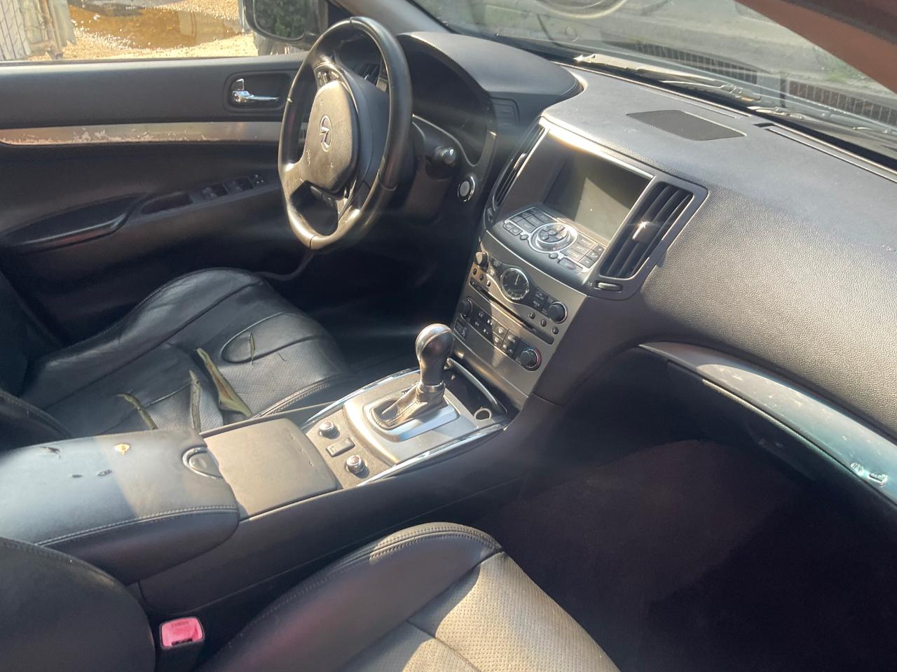 Infiniti G37 Sedan 4dr x AWD 2013