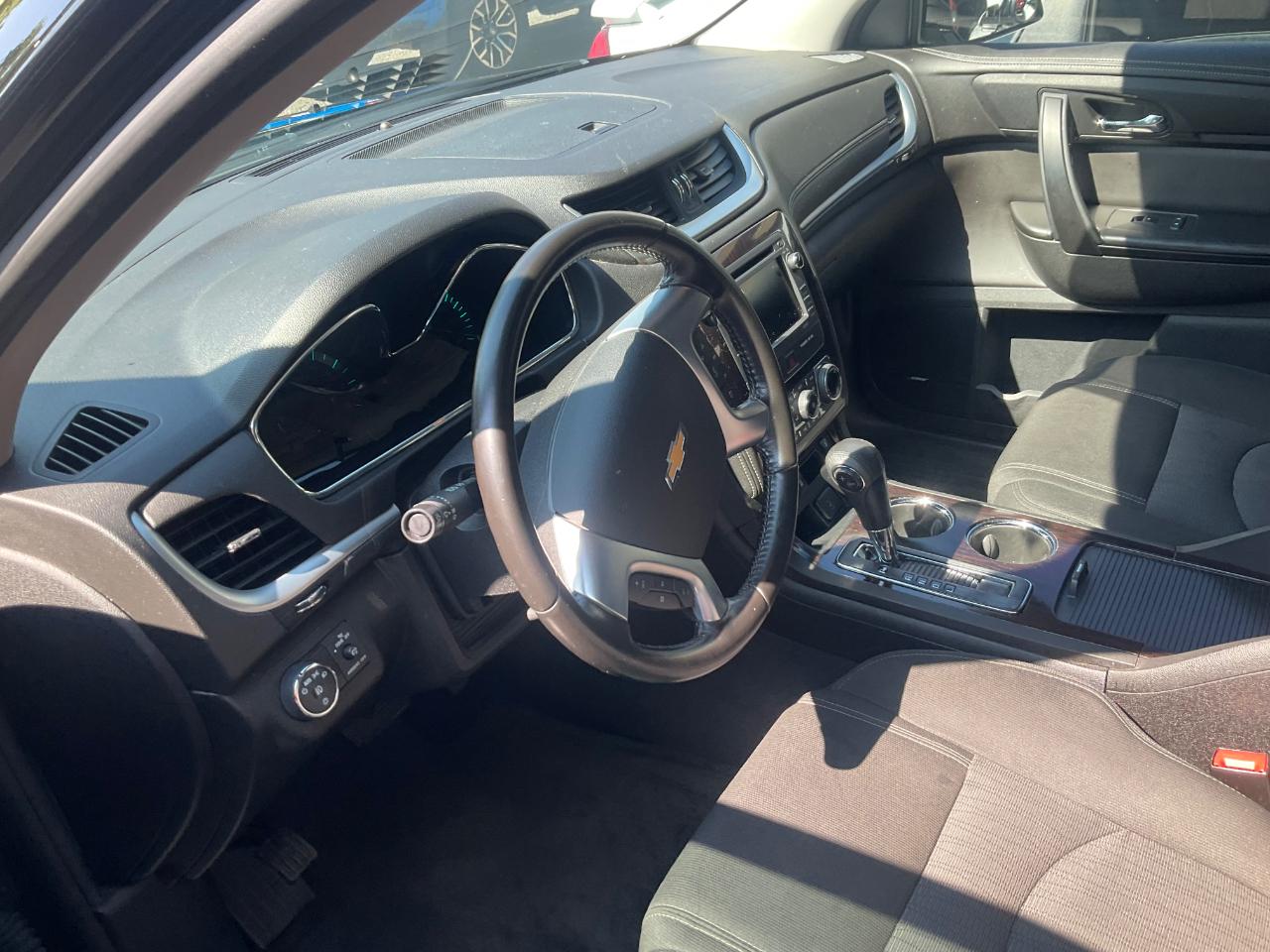 Chevrolet Traverse AWD 4dr LT w/1LT 2017