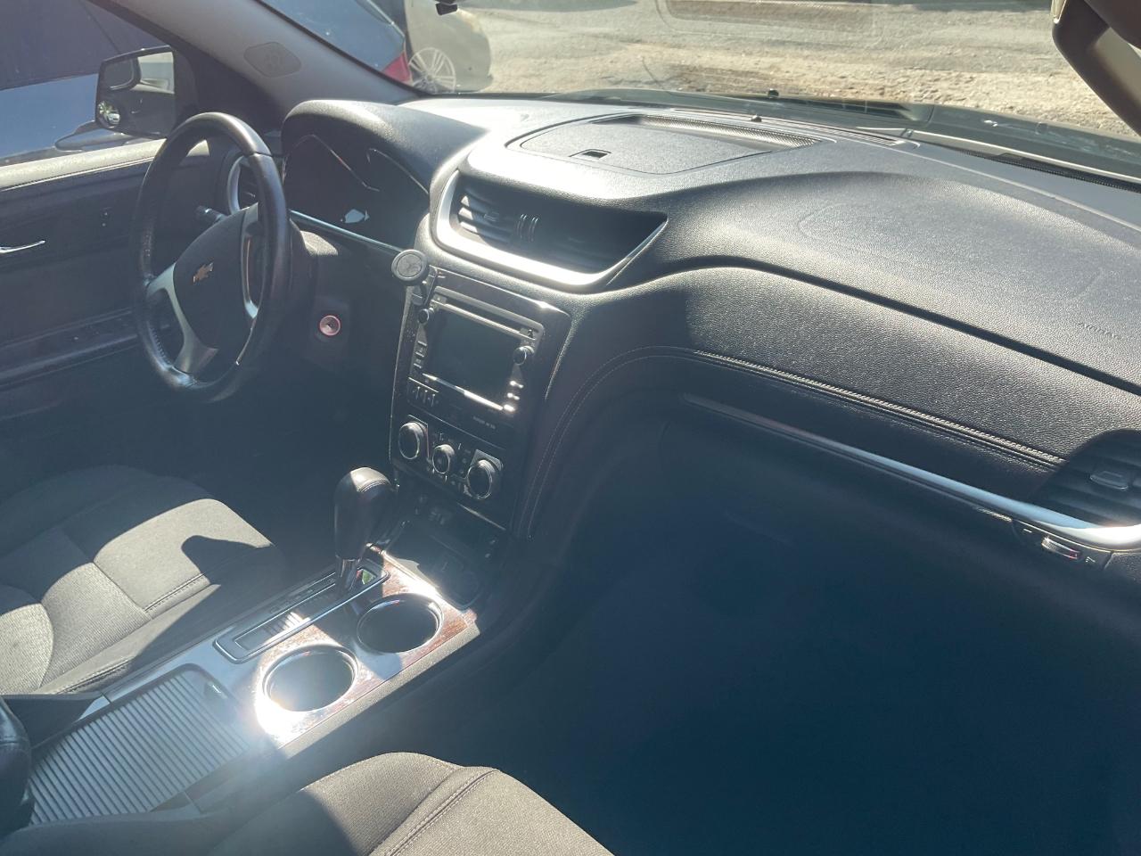 Chevrolet Traverse AWD 4dr LT w/1LT 2017