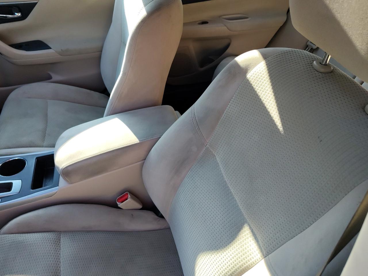 Nissan Altima 4dr Sdn I4 2.5 SV 2015