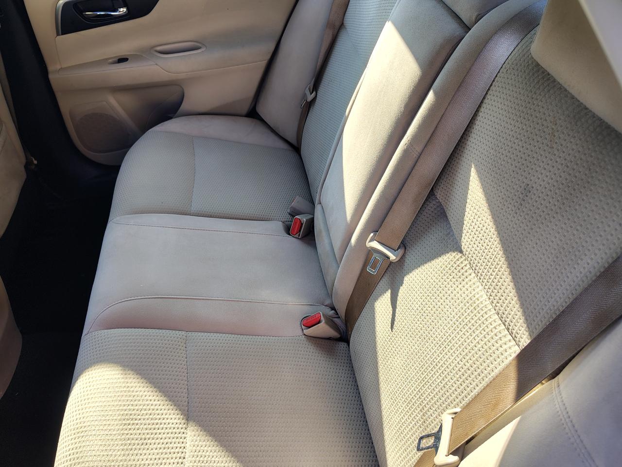 Nissan Altima 4dr Sdn I4 2.5 SV 2015