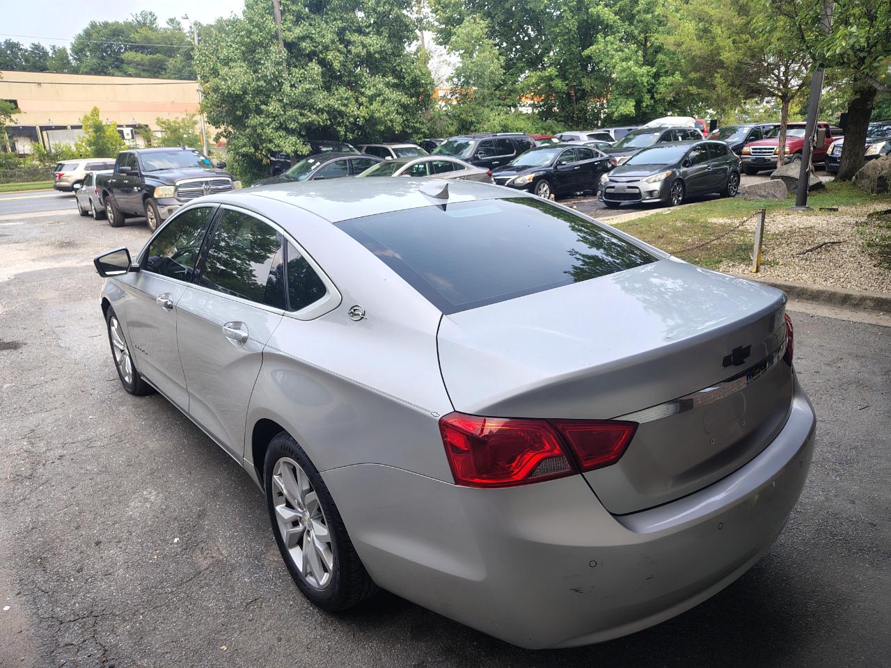 Chevrolet Impala 4dr Sdn LT w/1LT 2016