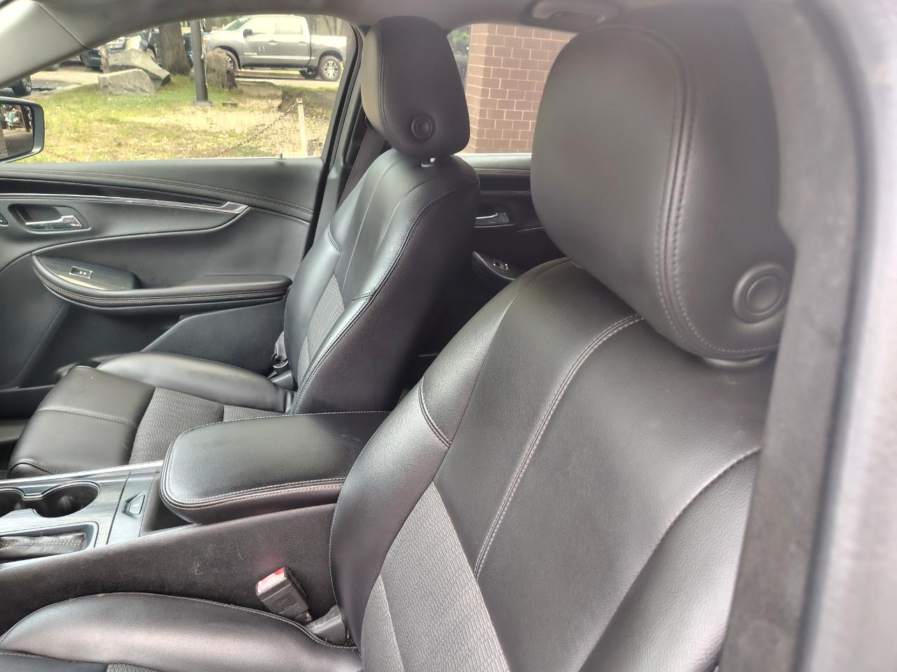 Chevrolet Impala 4dr Sdn LT w/1LT 2016