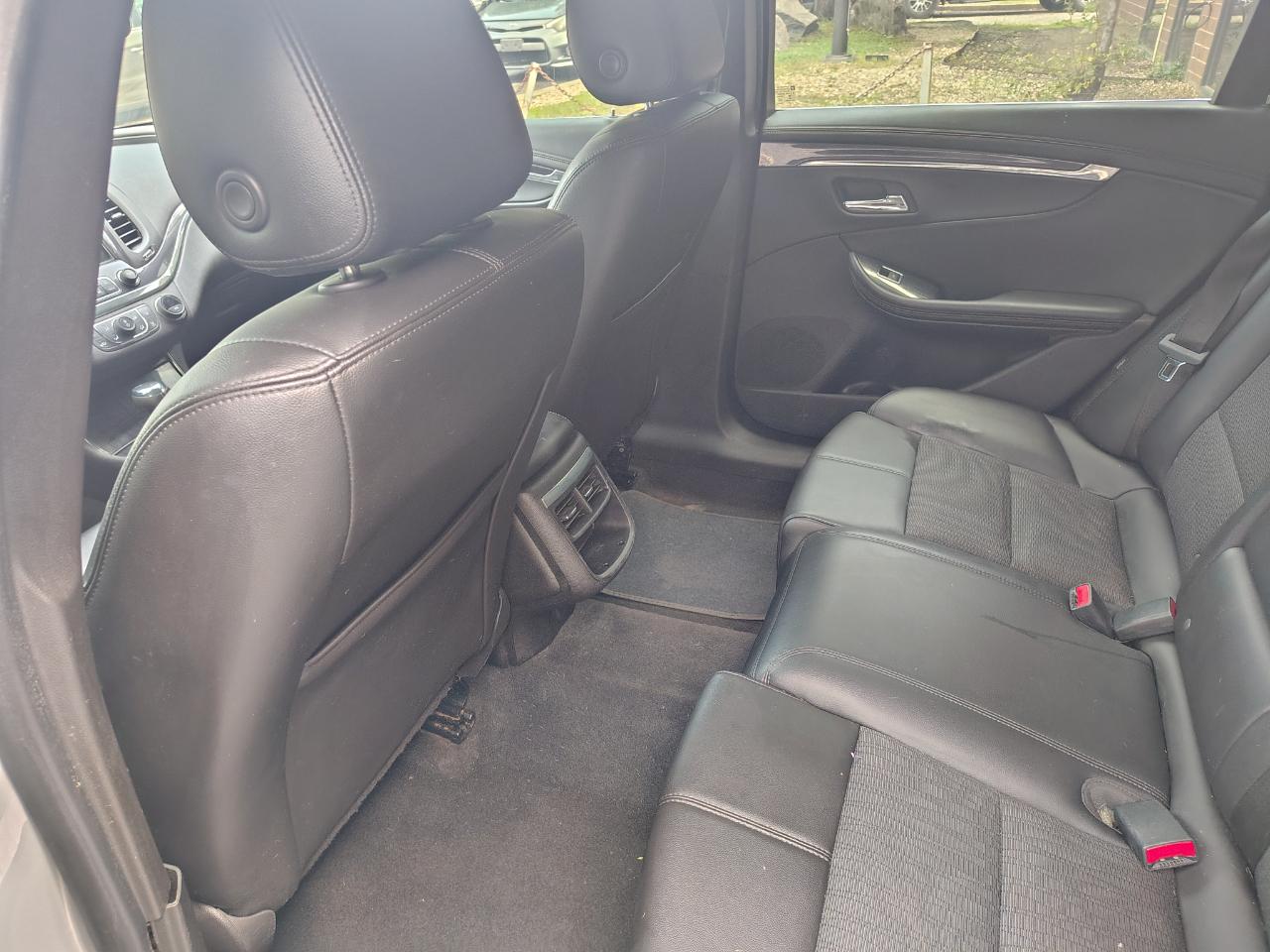 Chevrolet Impala 4dr Sdn LT w/1LT 2016