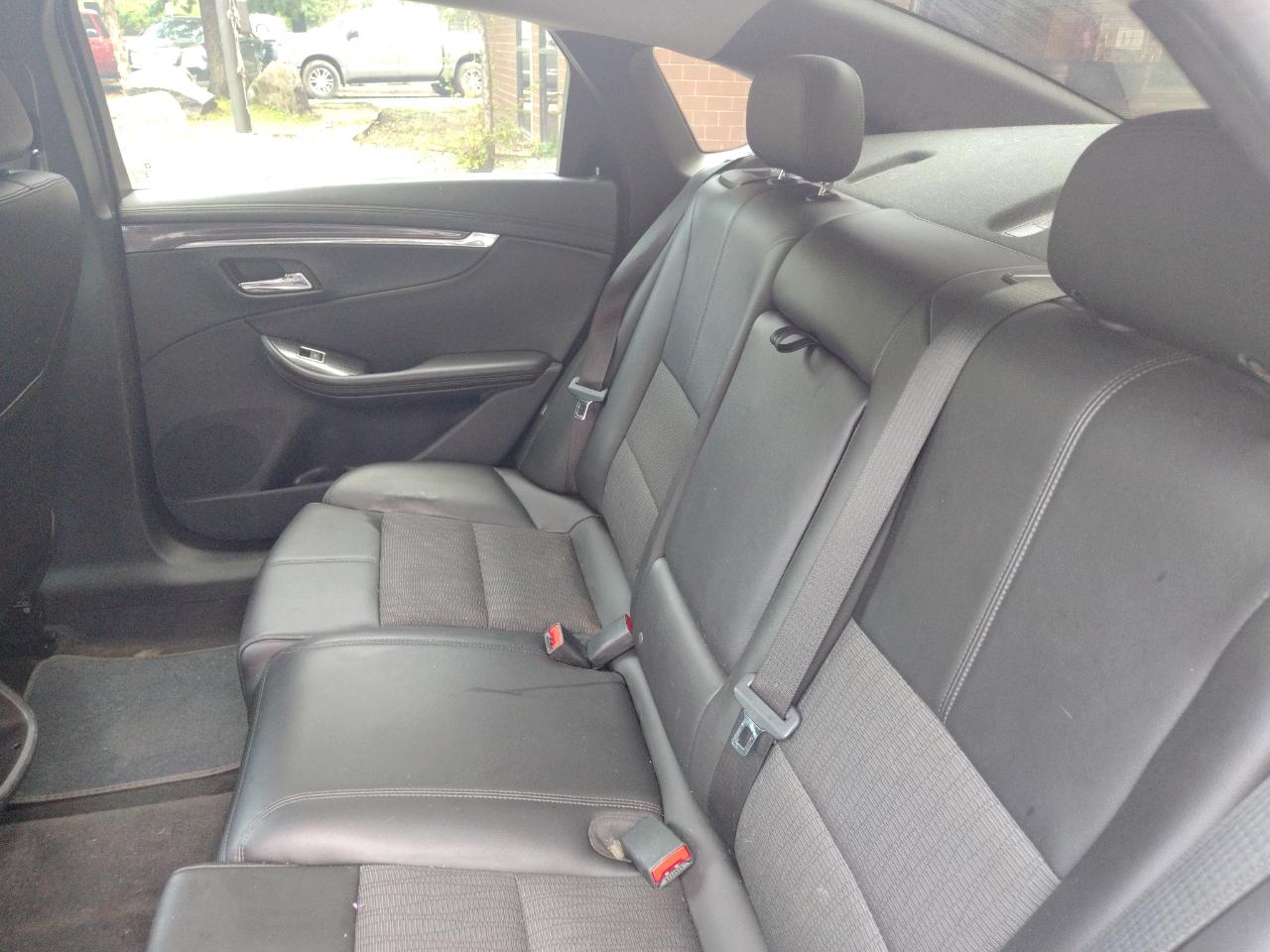 Chevrolet Impala 4dr Sdn LT w/1LT 2016