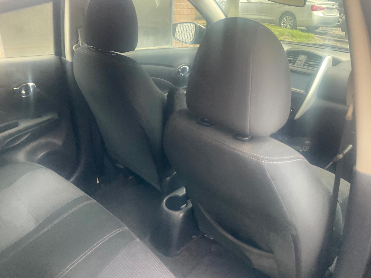 Nissan Versa Sedan SV CVT 2019